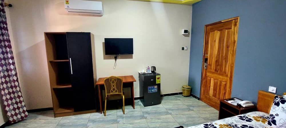Kikis Court Resort Hohoe Exterior foto