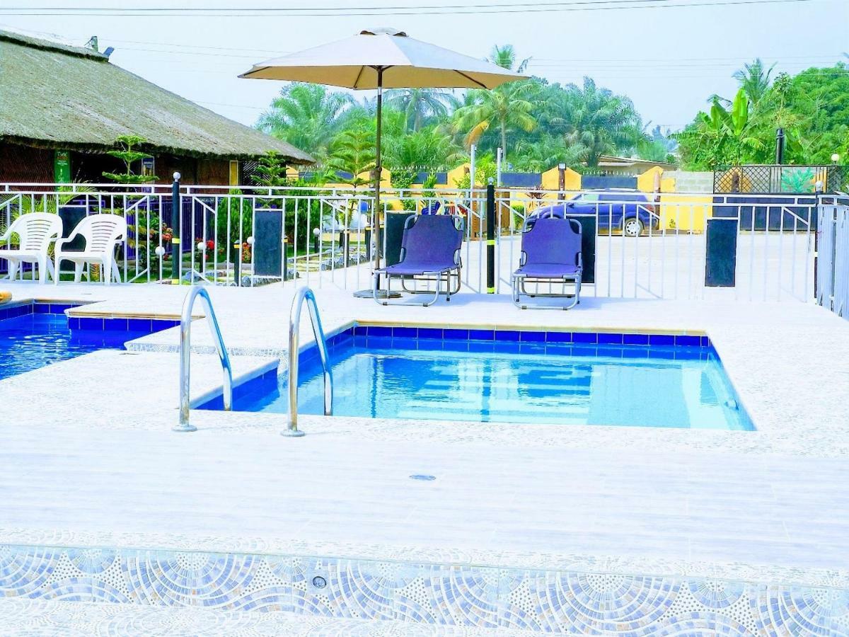 Kikis Court Resort Hohoe Exterior foto